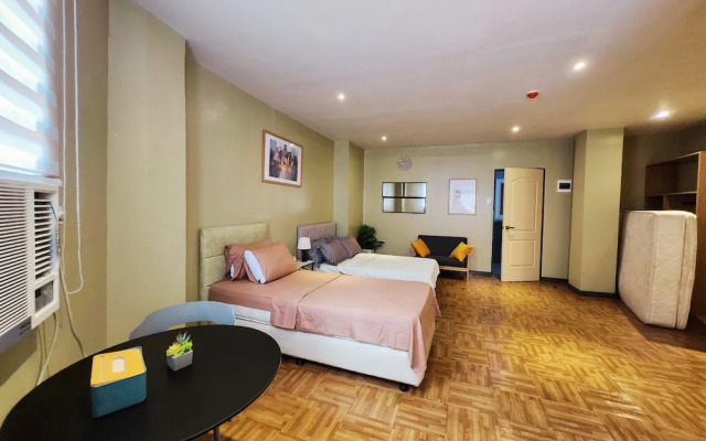 Freddo Studio Apartelle