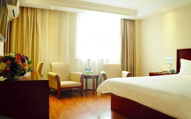 GreenTree Inn Chuzhou Dingyuan County People's Square General Hospital Business Hotel