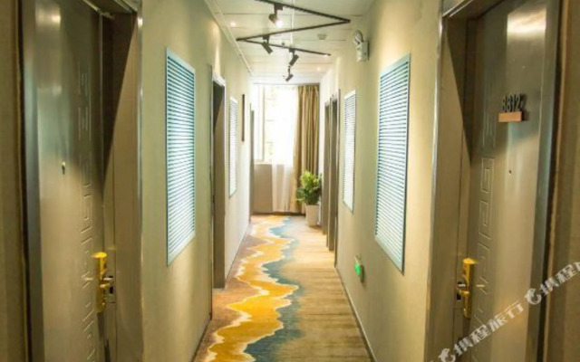 Suzhou Hualang Light House Hotel