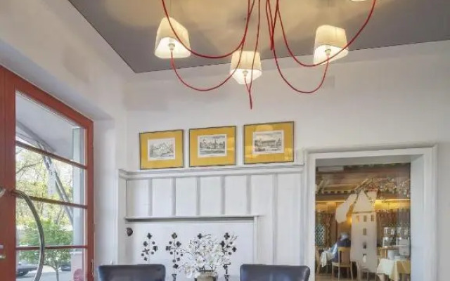 Hotel Am Turm Inh. Carlo Lombardini