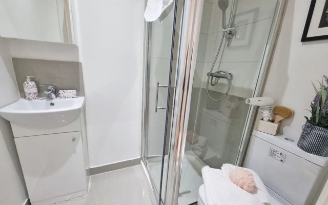 4Bed 3Bath - 8min to London Bridge