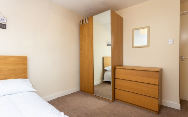 2 Bedroom Apartment in Dalston