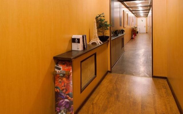 Lucky Place Hostel