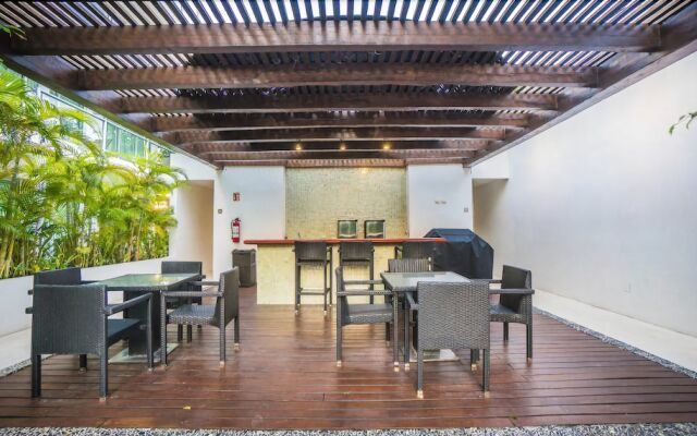 Oasis 12-Boutique 1 Bedroom in the heart of Playa del Carmen