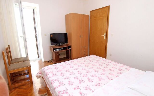 Apartment 761