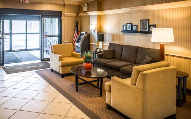 Sleep Inn & Suites Dunmore