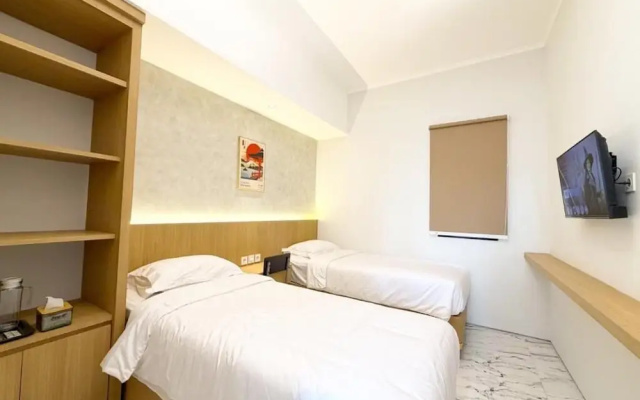 aurora house surabaya – Guest Rooms – Surabaya