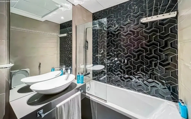 Lake View Luxurious Studio Bnbmehomes