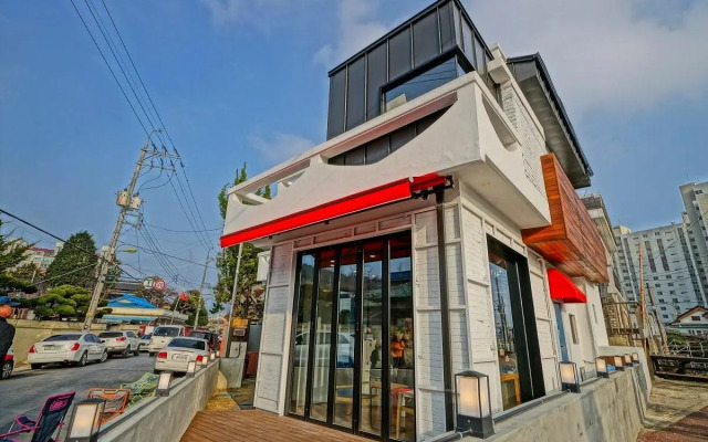 Gunsan Koolkooldalmong Guest House