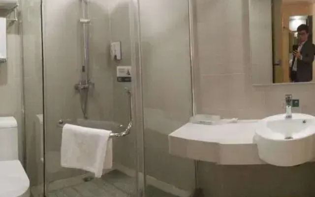 Yingdong Motel