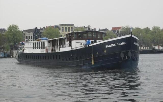 Botel Sailing Home