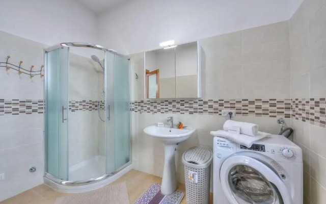 Sunny Apartment Lake View Laveno