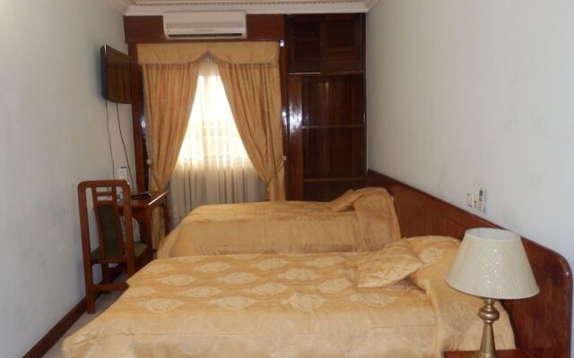 Afrique Hotel Douala Airport