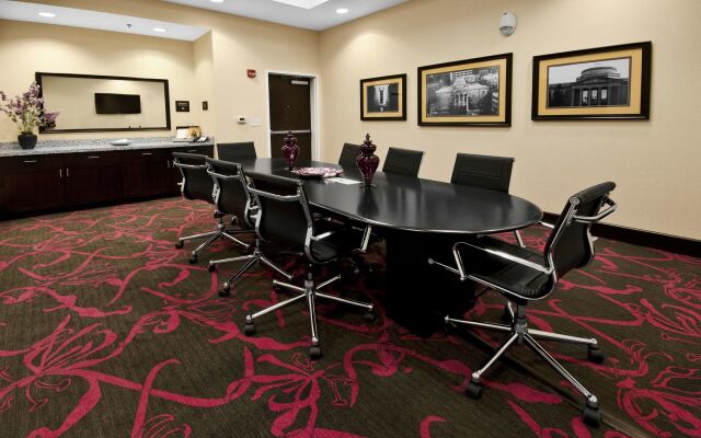 Hampton Inn & Suites Raleigh Downtown