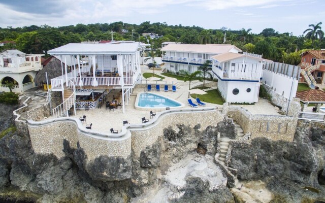 Begona Cliff Hotel