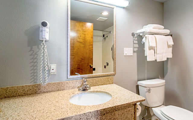 Rodeway Inn & Suites Omak - Okanogan