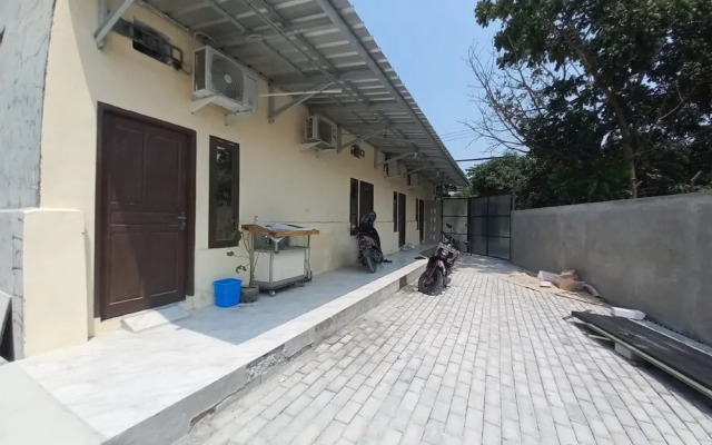 OYO 93962 Jm Guest House