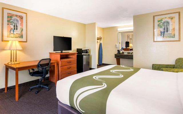Quality Inn Sarasota North Near Lido Key Beach