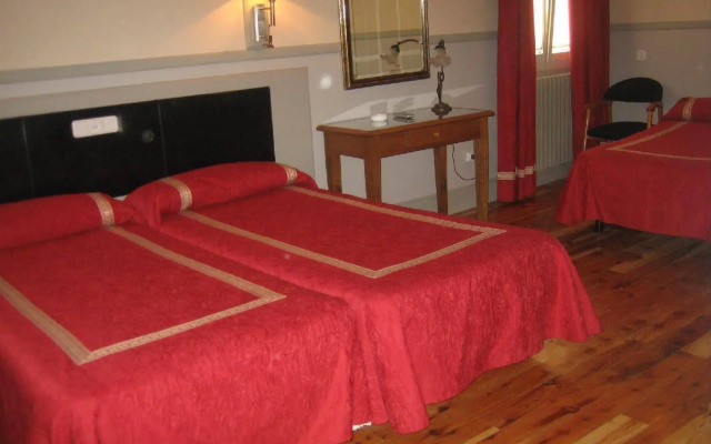Hostal Canovas