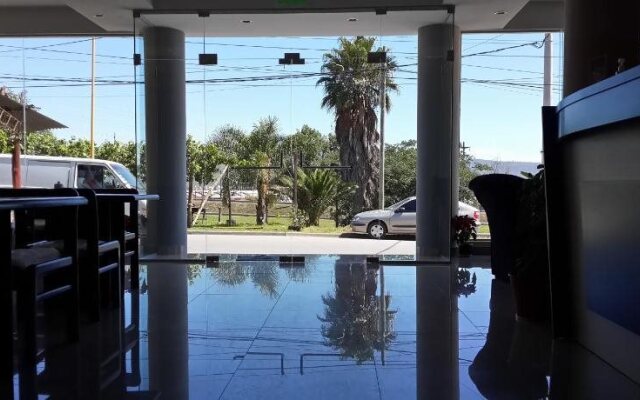 Hotel Las Lomas