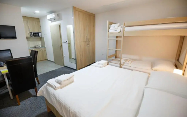 Hostel Mali Pariz
