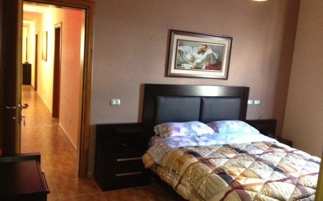 Alpet Hotel