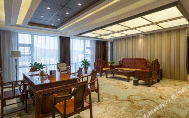 Guanshan INN Longxian County