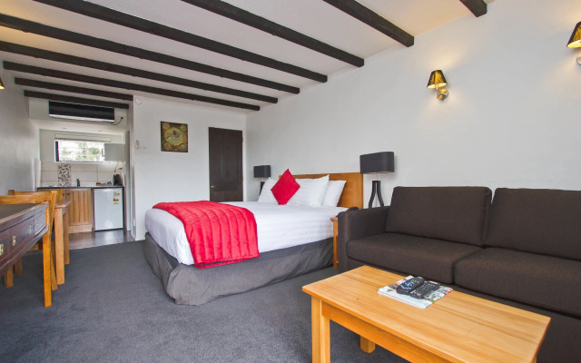 Knights Inn