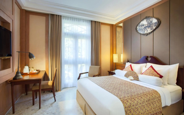 The Phoenix Hotel Yogyakarta - Handwritten Collection