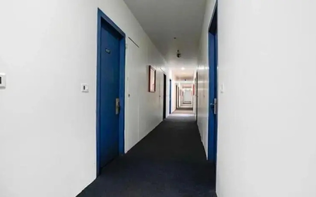 Fabhotel Vista Suites I