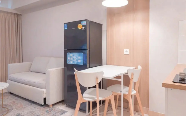 Comfort Living 2Br Apartment At M-Town Residence
