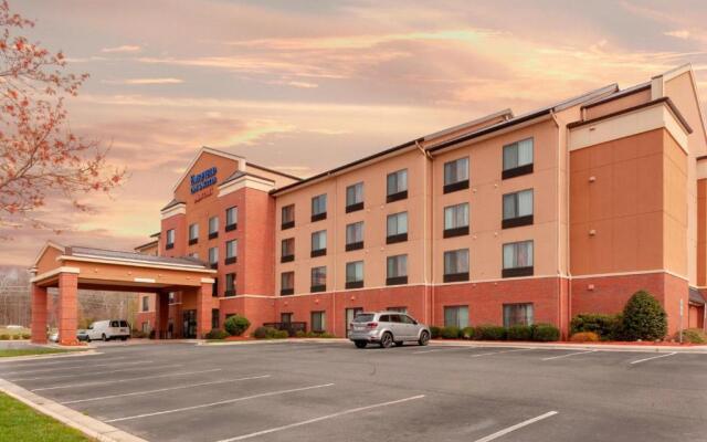 Fairfield Inn & Suites by Marriott Charlotte Matthews