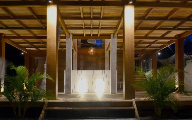 Camilla Resort