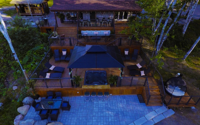 Footprints Resort