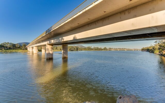 Rockhampton Riverside Central Hotel