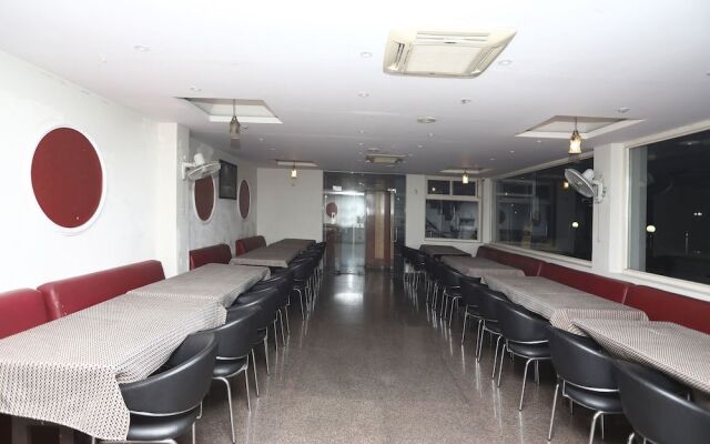 OYO 3269 Hotel Jagat Inn