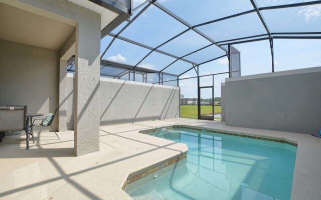 Storey Lake 4 Bedroom Townhome w Splashpool - 1618ST