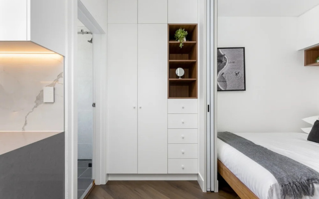 Stylish Studio Near Kings Cross Train Station – Guest Rooms – Sydney