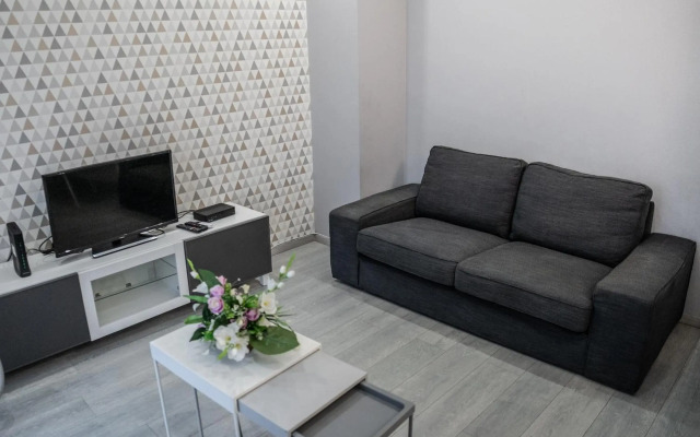 Attila Luxury Apartment