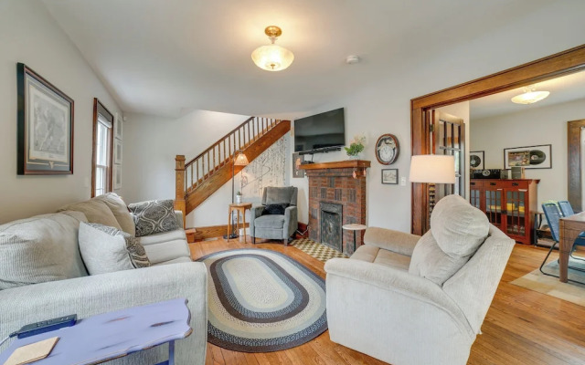 Pet-friendly Murph Landing - 1 Mile to Wvu!