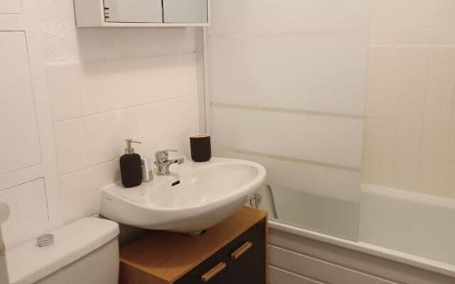 Charmant Studio Avec Balcon, 1 Piece, 4 Personnes