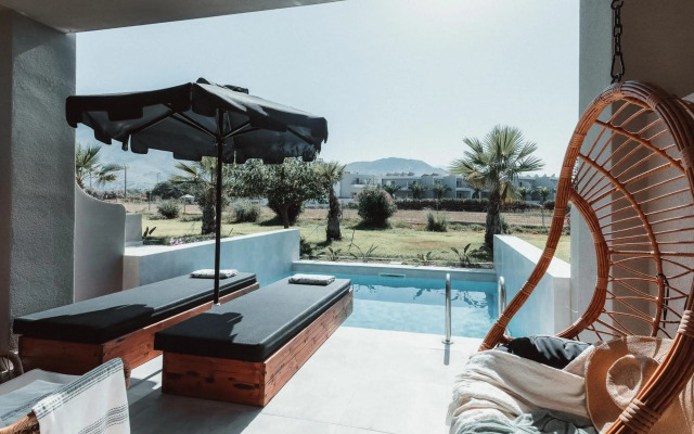 Eliros Mare Beachfront Poem Hotel
