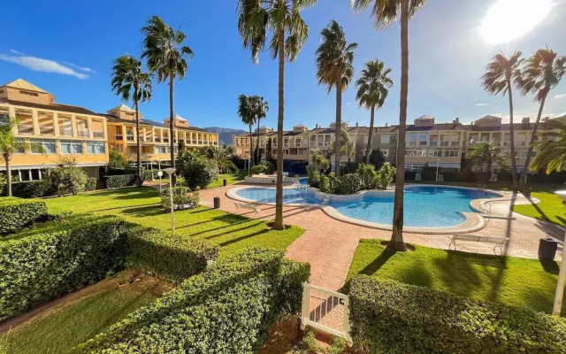 2-bed Apartament Rosaleda Monterey