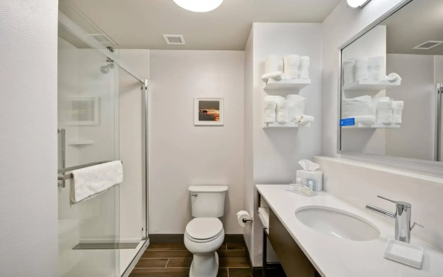 Hampton Inn Livonia Detroit
