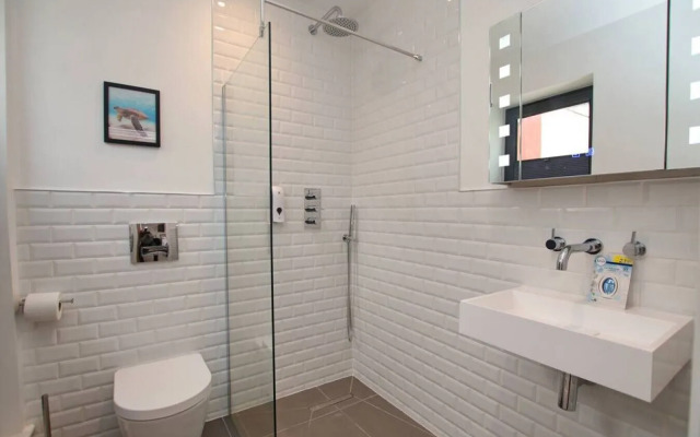 Brunswick & Thorn Apartments