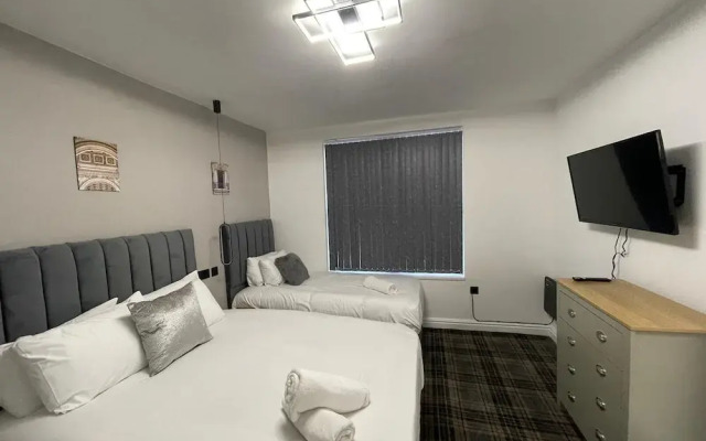 Luis Apartments in Leeds