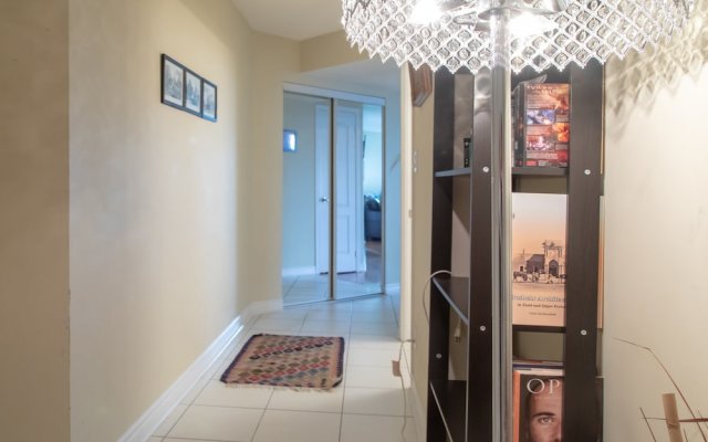 2 Bedroom North York Condo With A Pool And Gym