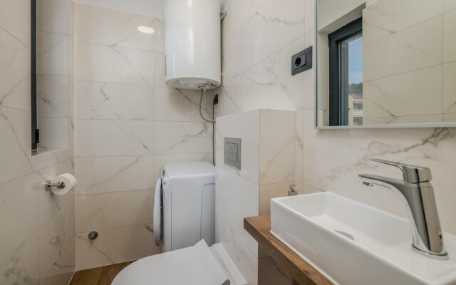 Beautiful Apartment in Punat With Wifi and 2 Bedrooms