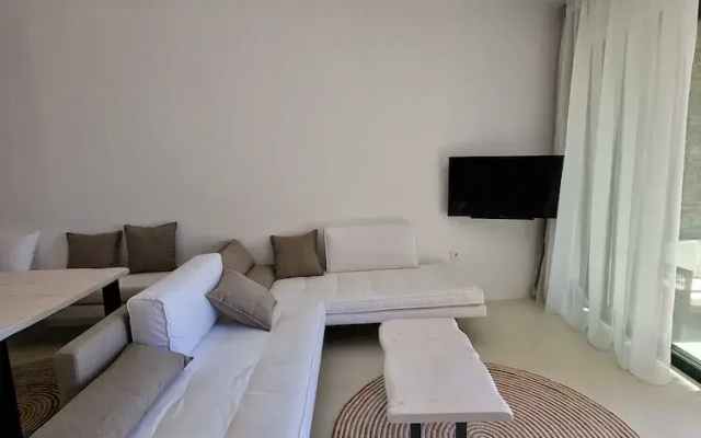MvibesMykonos homes and studios