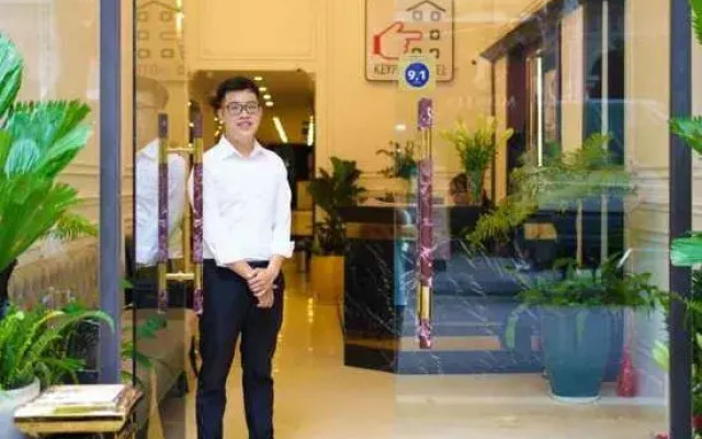 Keypad Hotel - 24 Hang Ga